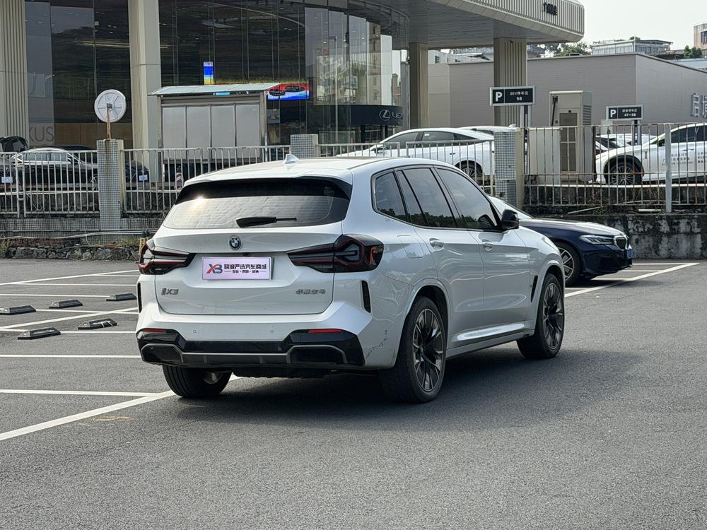 BMW iX3 2024 Pioneer – фото 7