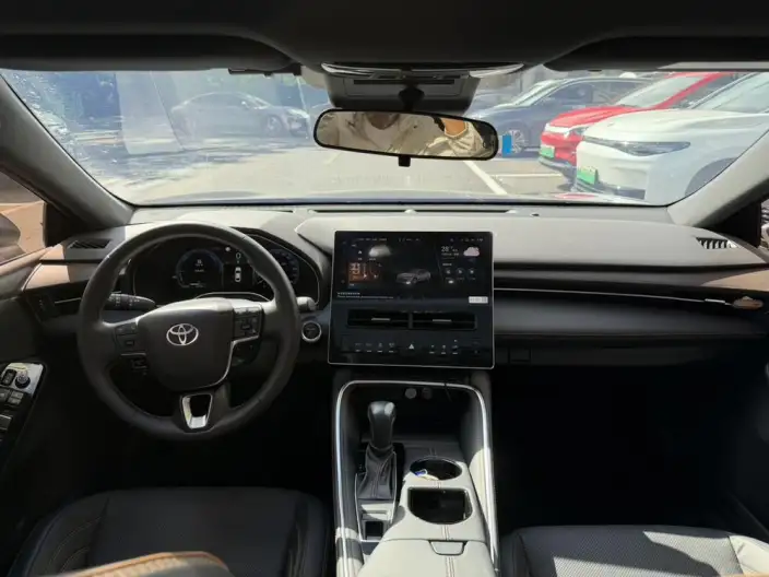 Toyota Avalon 2024 Model Intelligent Hybrid 2.0L E-CVT Deluxe Edition – фото 5
