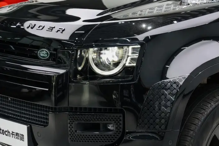 Land Rover Defender 2024 Model 110 3.0T P400 X-Dynamic HSE – фото 9