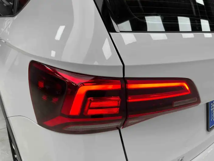 Volkswagen Tharu 2022 Model 280TSI 2WD Deluxe Edition – фото 9
