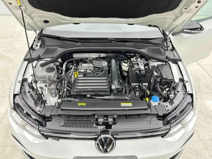 Volkswagen Golf 2023 Model 280TSI DSG R-Line Lite – фото 7