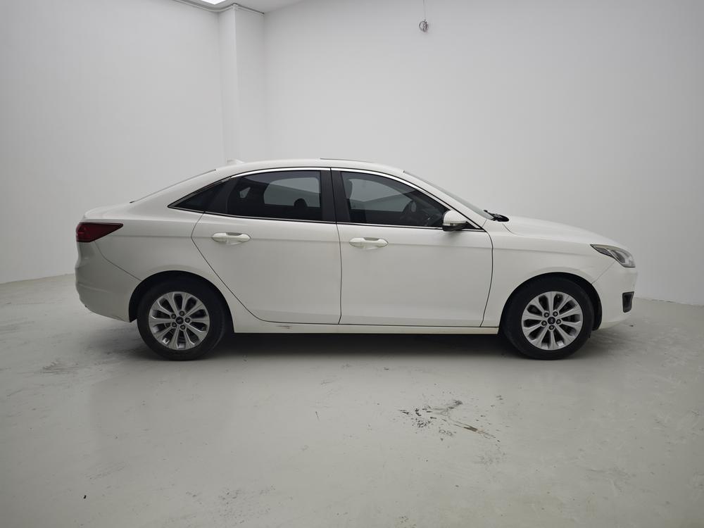 Ford Escort 2015 1.5L Automatic Fashion – фото 8