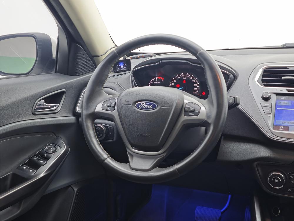 Ford Escort 2015 1.5L Automatic Fashion – фото 16