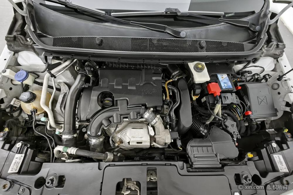 Peugeot 408 2016 1.6T Automatic Luxury – фото 5