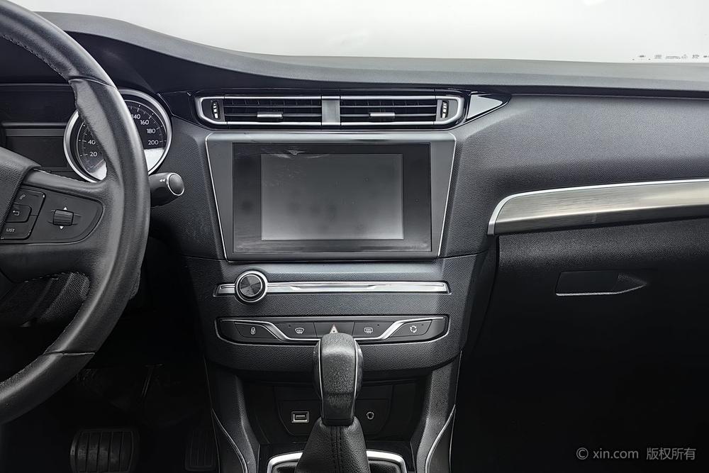 Peugeot 408 2016 1.6T Automatic Luxury – фото 11