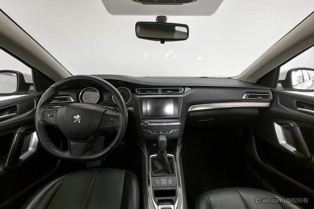 Peugeot 408 2016 1.6T Automatic Luxury – фото 12