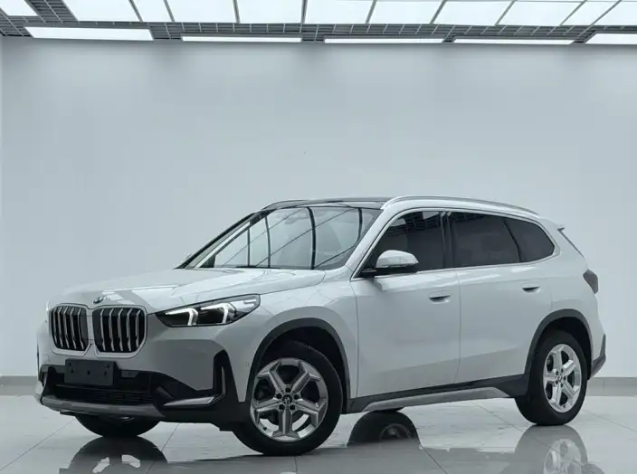 BMW X1 2023 Model sDrive20Li X Design Set – фото 1