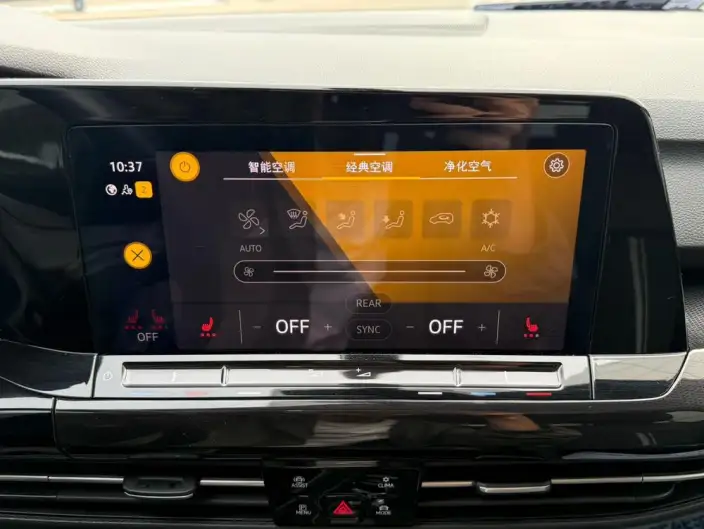 Volkswagen Golf 2023 Model 280TSI DSG R-Line – фото 8