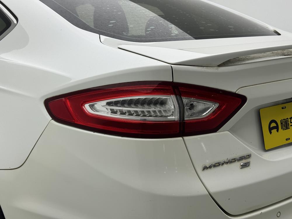 Ford Mondeo 2013 2.0L GTDi240 Luxury Sport – фото 13