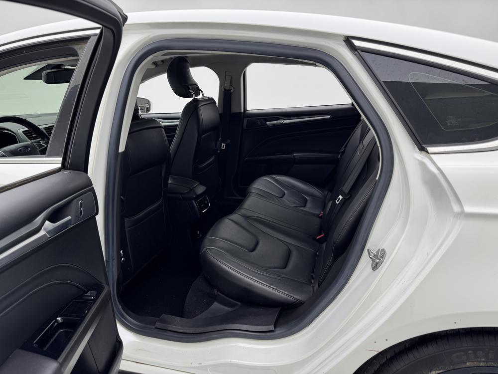 Ford Mondeo 2013 2.0L GTDi240 Luxury Sport – фото 23