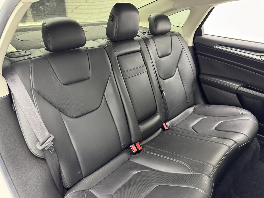Ford Mondeo 2013 2.0L GTDi240 Luxury Sport – фото 24