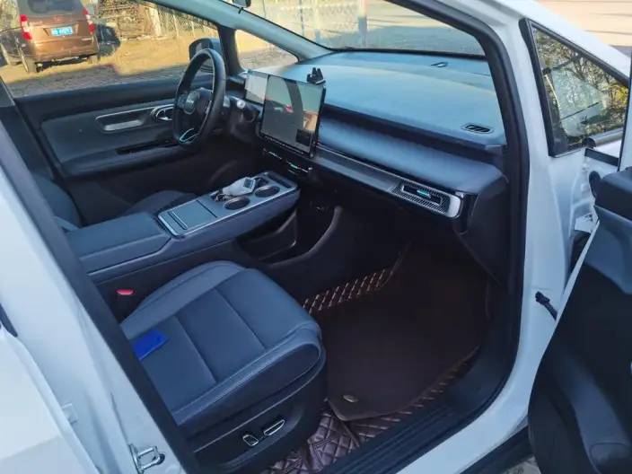 AION Y 2023 Model Plus 610 Smart Driving Edition – фото 7