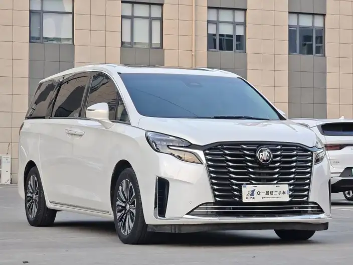 Buick GL8 2023 Model ES Luzun 2.0T Smart Flagship Model