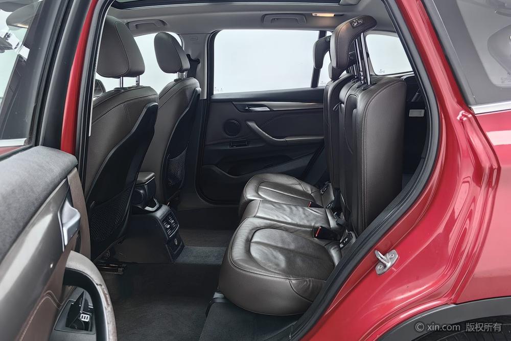 BMW X1 2016 модификация xDrive20Li Luxury – фото 18