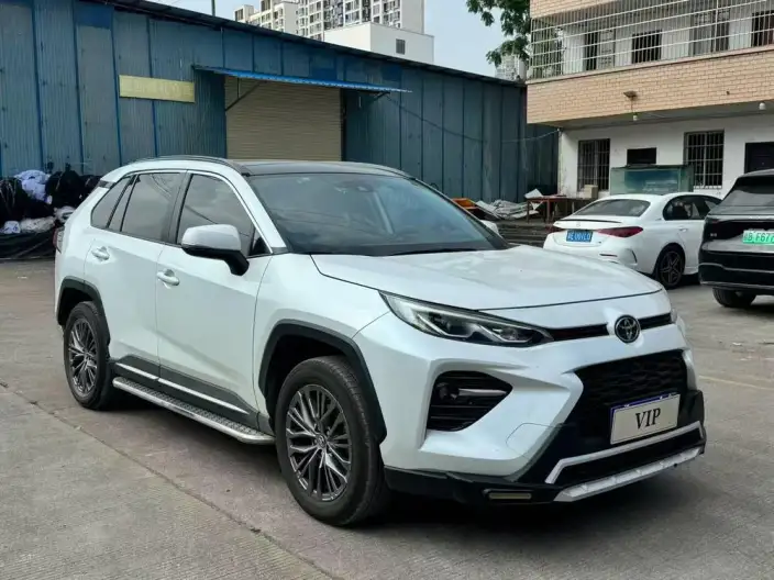 Toyota Wildlander 2023 Model 2.0L 2WD Luxury PLUS Edition – фото 3