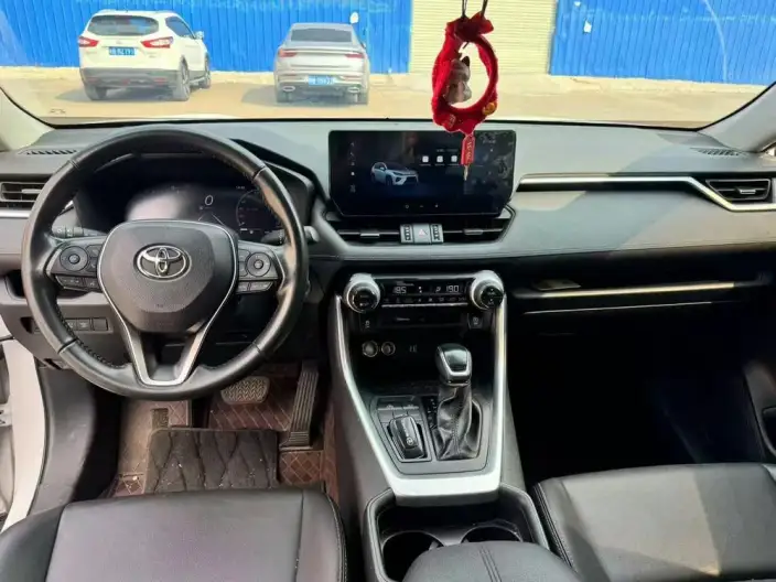 Toyota Wildlander 2023 Model 2.0L 2WD Luxury PLUS Edition – фото 7
