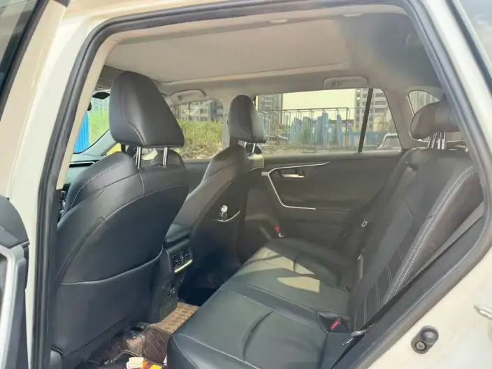 Toyota Wildlander 2023 Model 2.0L 2WD Luxury PLUS Edition – фото 10