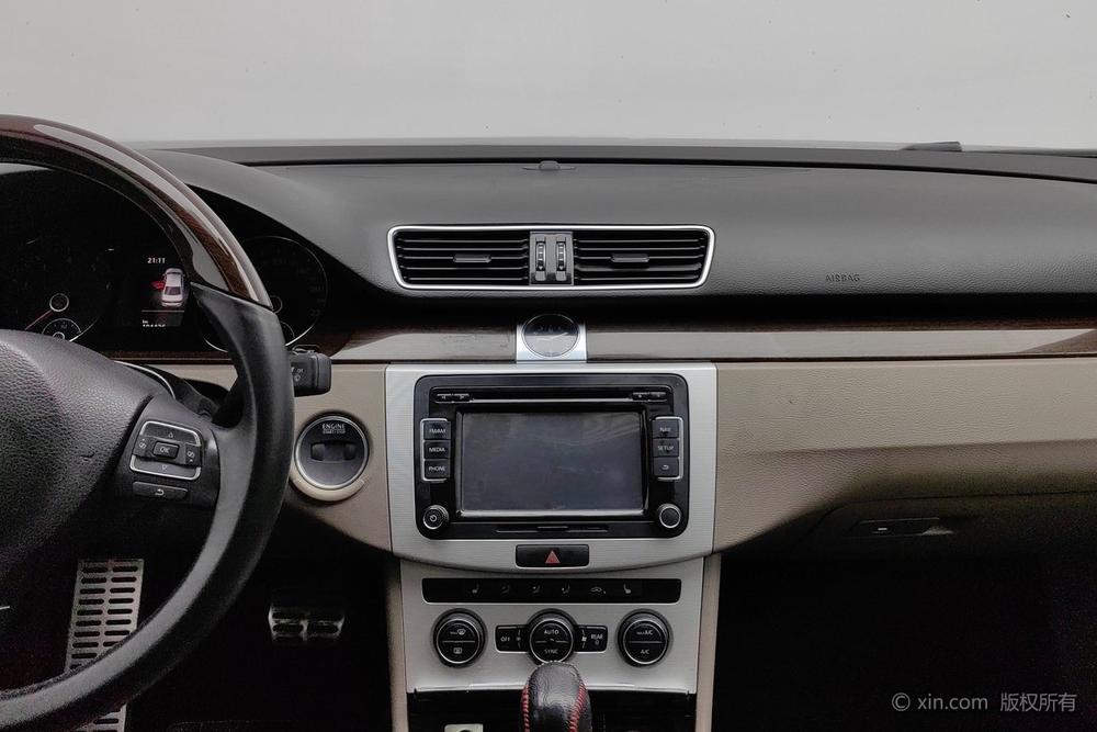 Volkswagen Magotan 2015 модификация 2.0TSI Prestige – фото 12