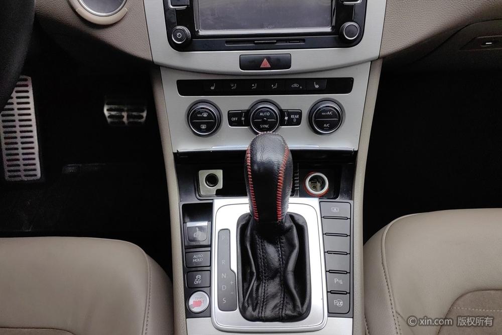 Volkswagen Magotan 2015 модификация 2.0TSI Prestige – фото 15
