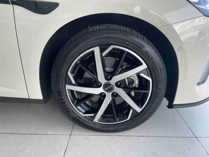 BYD Seal 07DM 2026 Model DM-i 230KM Flagship Model – фото 7