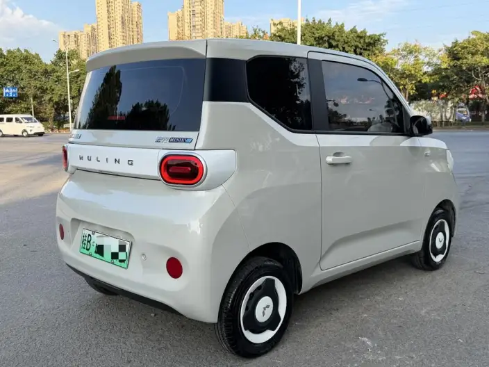 Wuling Hongguang MINIEV 2024 Model 215km Youth Edition Lithium Iron Phosphate – фото 6