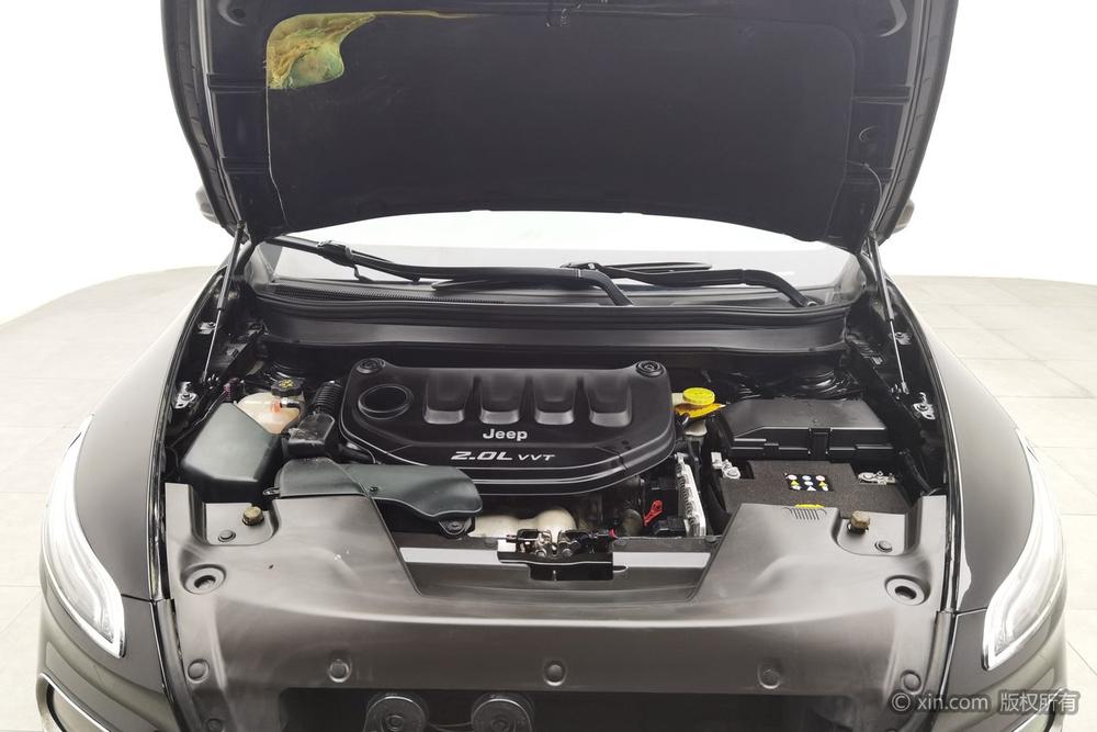 Jeep Cherokee 2016 модификация 2.0L Luxgen превосходить Edition – фото 5