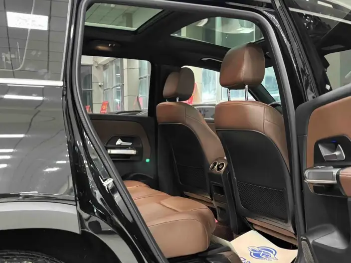 Mercedes-Benz GLB 2023 Model GLB 200 Fashion Model – фото 8
