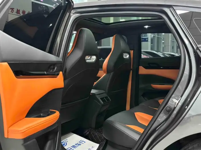 Changan UNI-V 2024 Model 1.5T Exclusive Model – фото 8