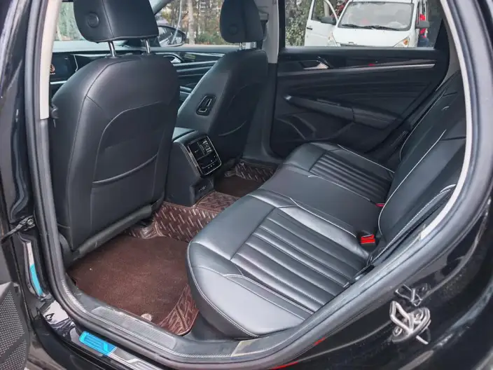 Volkswagen Passat 2023 Model Facelift 330TSI Elite Edition – фото 9