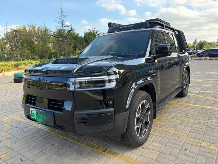 Titan 7 PHEV 2025 Model 200KM 2WD Max Edition