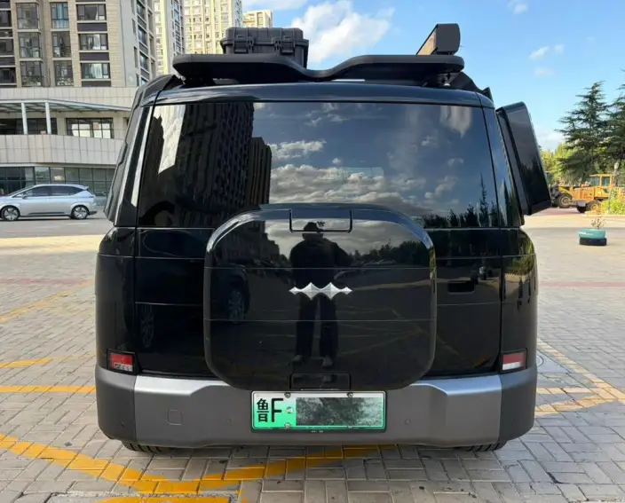 Titan 7 PHEV 2025 Model 200KM 2WD Max Edition