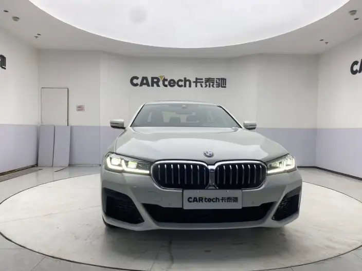 BMW 5 Series 2023 Model Facelift 530Li Leading Model M Sports Set – фото 2