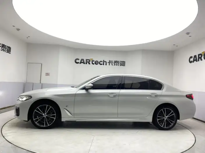 BMW 5 Series 2023 Model Facelift 530Li Leading Model M Sports Set – фото 4