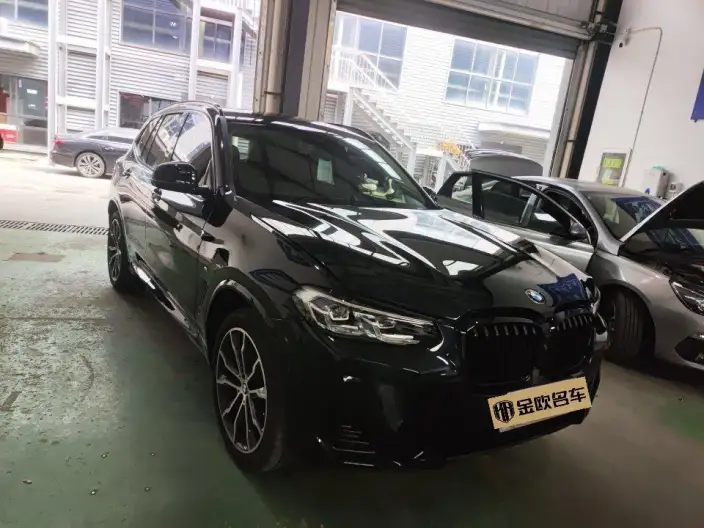 BMW X3 2023 Model xDrive30i Leading Model M Night Set – фото 2