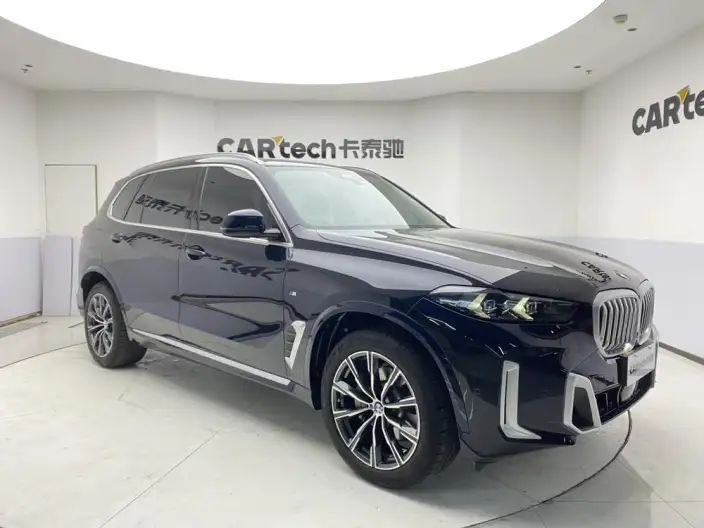 BMW X5 2023 Model xDrive30Li M Sports Set – фото 3