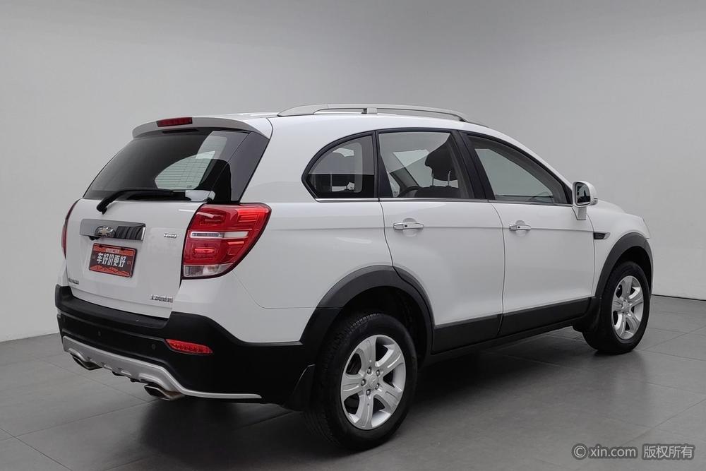Chevrolet Captiva 2015 модификация 2.4L 4WD Deluxe Edition 5 seat
