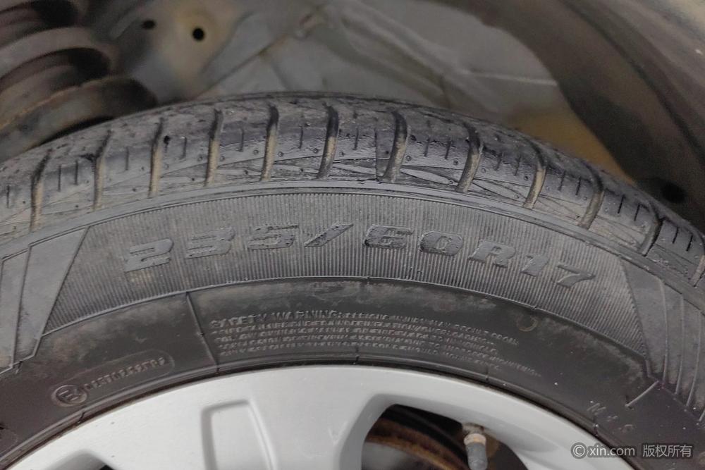 Chevrolet Captiva 2015 модификация 2.4L 4WD Deluxe Edition 5 seat – фото 8