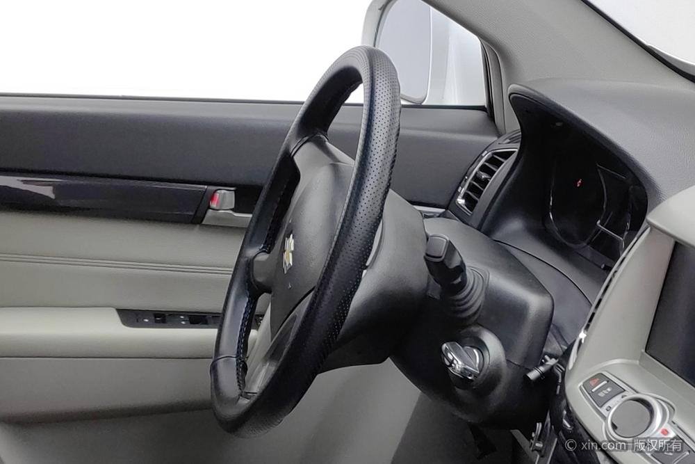 Chevrolet Captiva 2015 модификация 2.4L 4WD Deluxe Edition 5 seat – фото 12