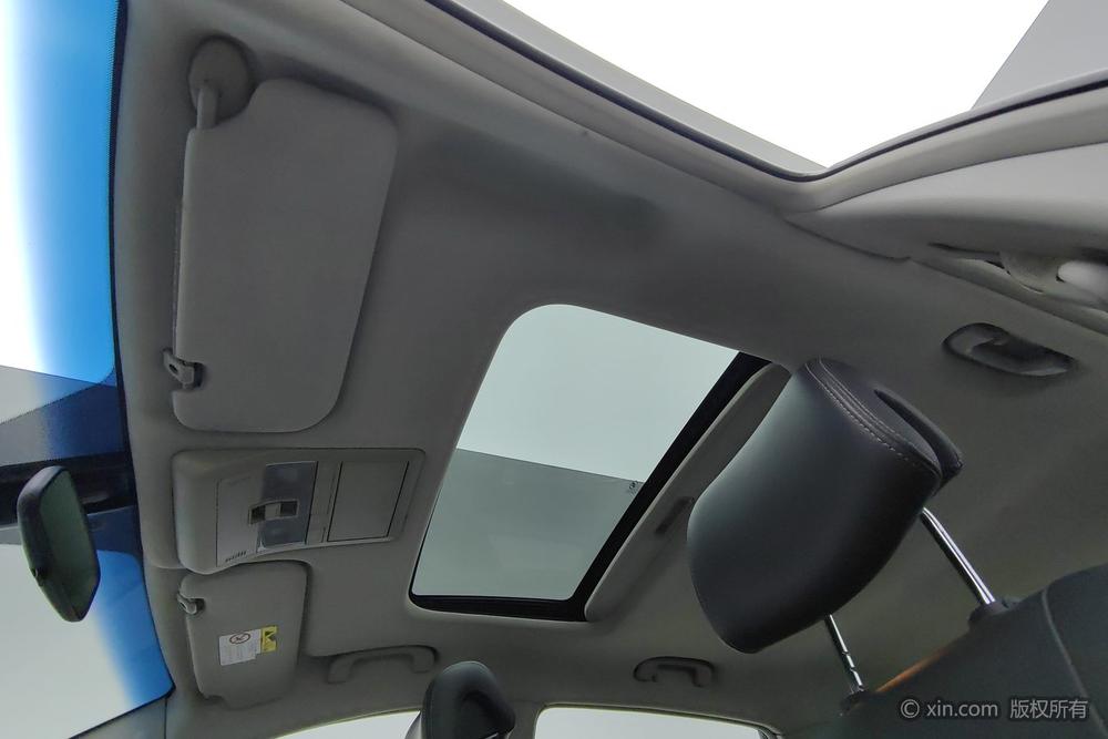 Chevrolet Captiva 2015 модификация 2.4L 4WD Deluxe Edition 5 seat – фото 20