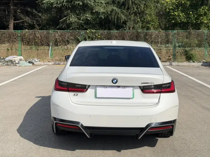 BMW i3 2025 Model eDrive35L – фото 5