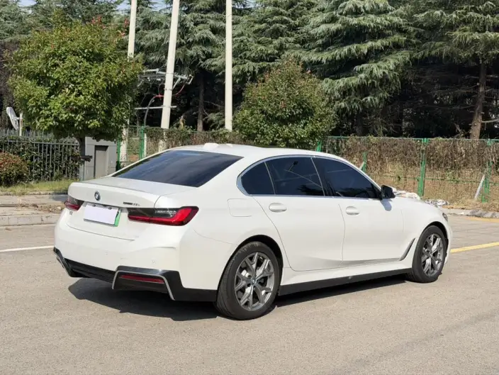 BMW i3 2025 Model eDrive35L – фото 6