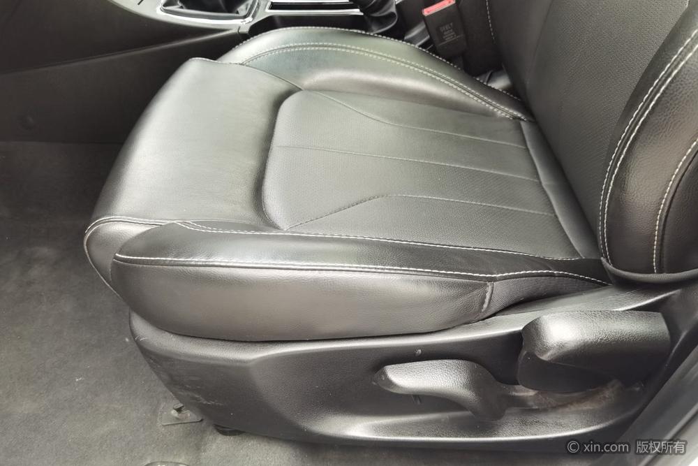 Geely Emgrand 2016 Sedan 1.5L Manual Upward – фото 19
