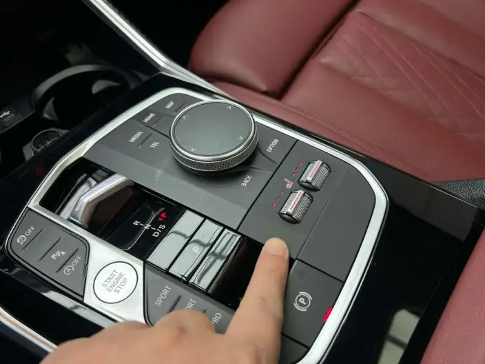BMW 3 Series 2023 Model 320Li M Sports Set – фото 9
