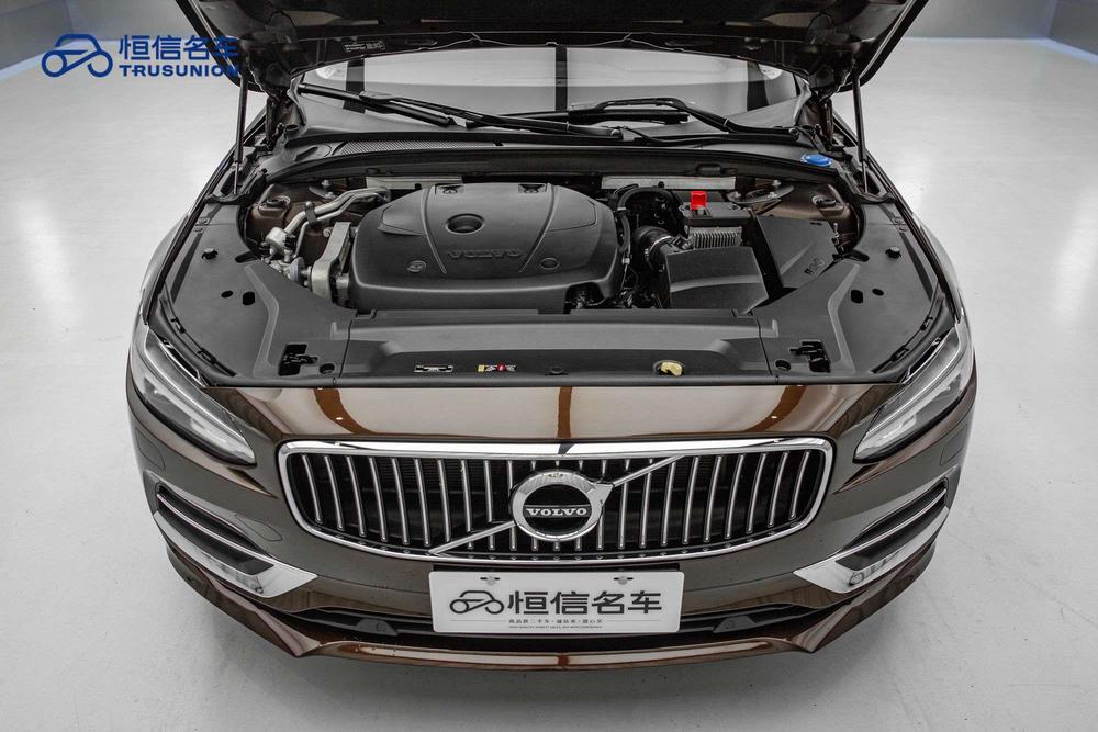 Volvo S90 Модель 2020 года комплектация T5 Smart Range Deluxe Edition – фото 8