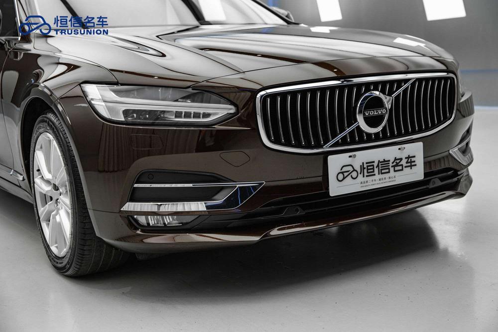Volvo S90 Модель 2020 года комплектация T5 Smart Range Deluxe Edition – фото 12