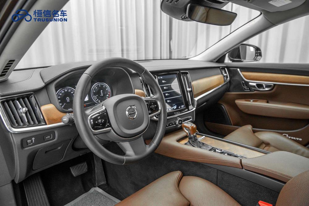 Volvo S90 Модель 2020 года комплектация T5 Smart Range Deluxe Edition – фото 16