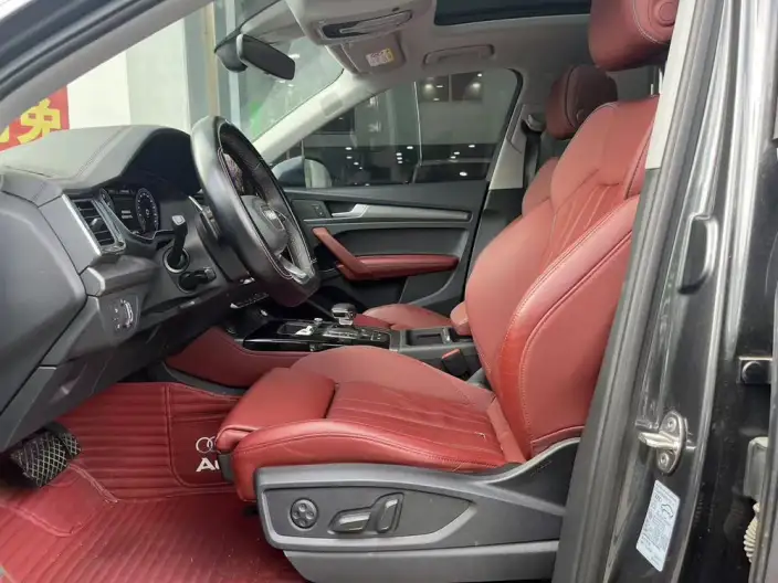 Audi Q5L 2022 Model 45T Luxury Dynamic Model – фото 8