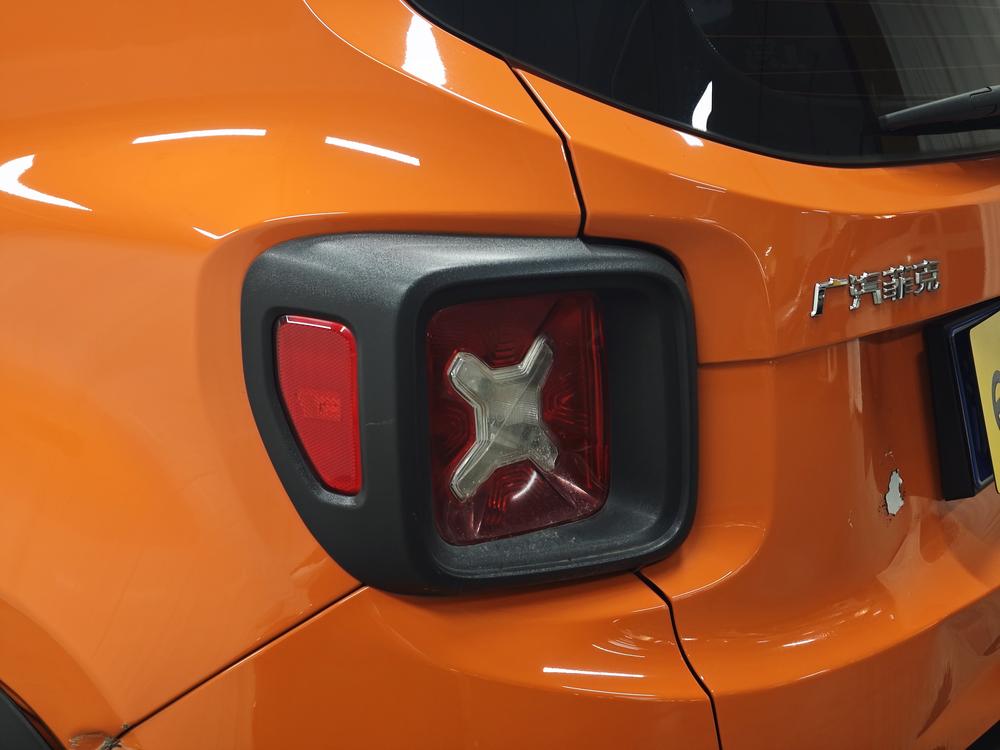 Jeep Renegade 2017 180T Automatic Energy – фото 13