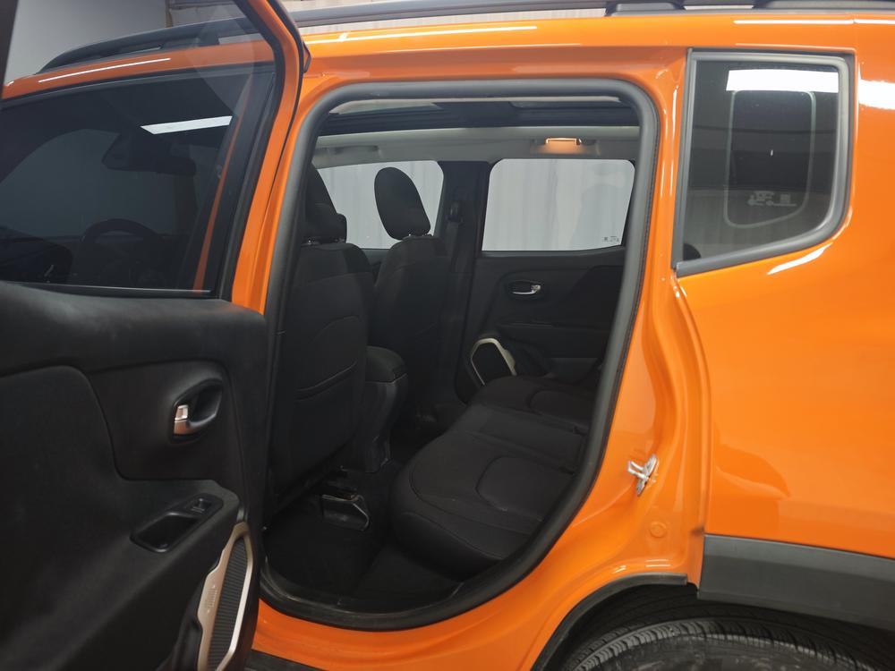 Jeep Renegade 2017 180T Automatic Energy – фото 18