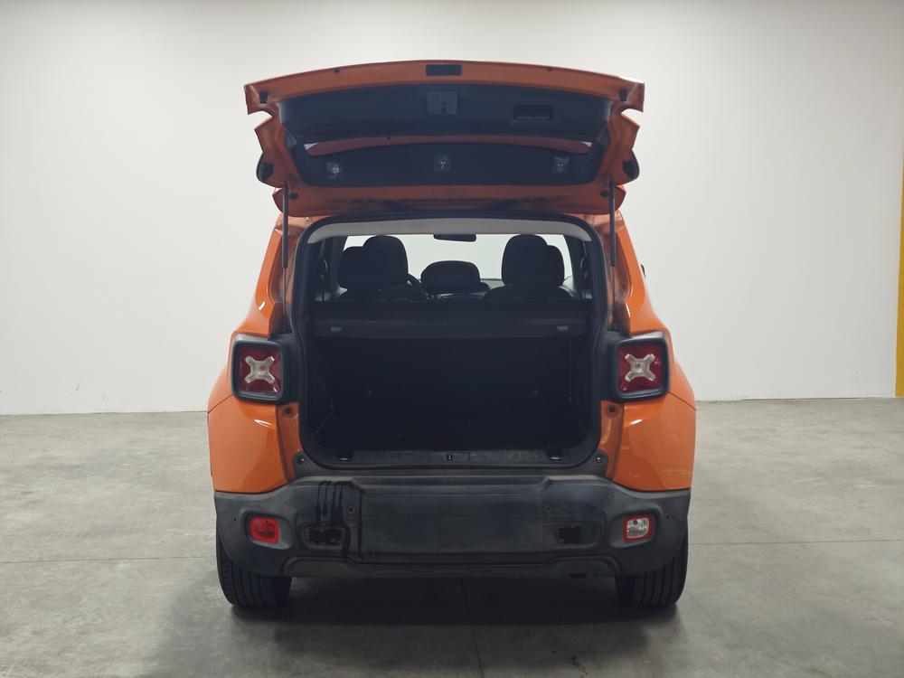 Jeep Renegade 2017 180T Automatic Energy – фото 20